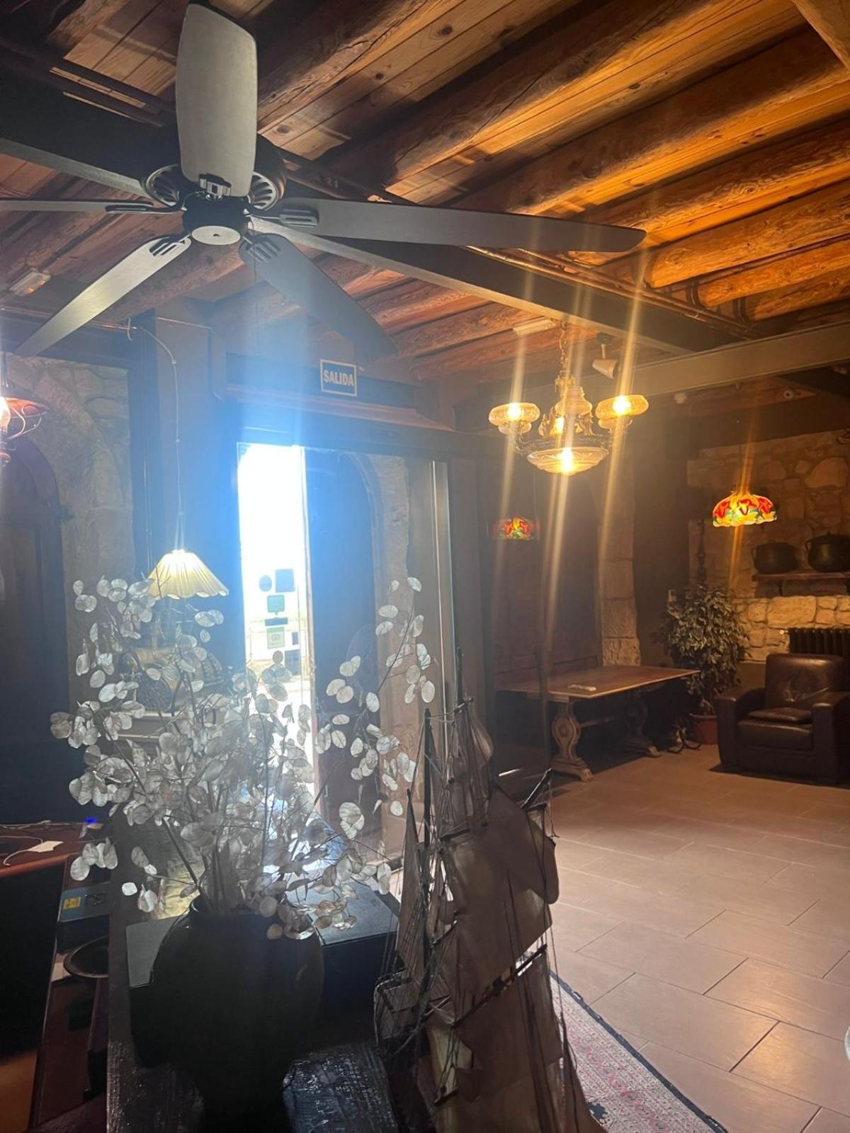 La Garbinada Hotel Torrebeses エクステリア 写真